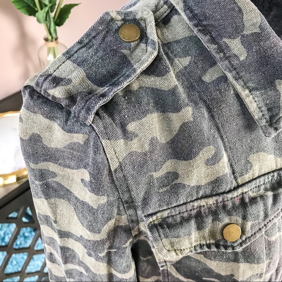 Elan Camo Military Inspired Rhinestone Jacket Sz M - Picture 4 of 8